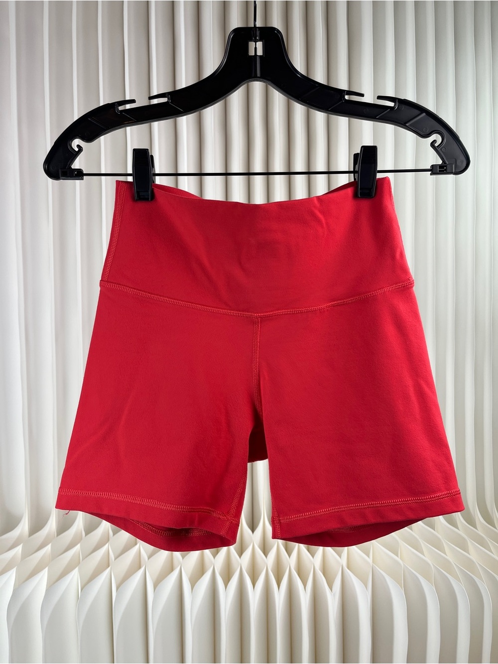ARITZIA TnAction
TnaLIFE™ Atmosphere Hi-Rise 5" Short